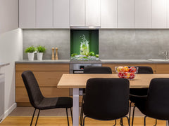 Glass kitchen splashback – Glass upstand BS09 Water splash Series: Lime Mojito 1