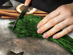 TEMPERED GLASS CHOPPING BOARD 60D13: Baking cookies