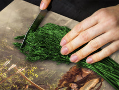 Glass Pastry Board 60D18: Robin Hood's girlfriend