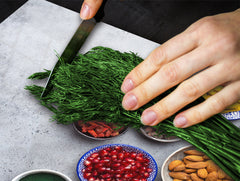 Arbeitsplattenschoner und Nudelbrett 60D02: Körner 2