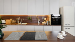 TEMPERED GLASS CHOPPING BOARD – Glass Cutting Board and Worktop Saver – Worktop protector; MEASURES: SINGLE: 60 x 52 cm (23,62” x 20,47”); DOUBLE: 30 x 52 cm (11,81” x 20,47”); D30 Decorative Surfaces Series: White hexagons