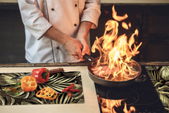 Induction Cooktop Cover Kitchen Board – Impact Resistant Glass Pastry Board – Heat resistant; MEASURES: SINGLE: 60 x 52 cm (23,62” x 20,47”); DOUBLE: 30 x 52 cm (11,81” x 20,47”); D31 Tropical Leaves Series: Exotic vintage