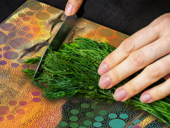 Worktop saver and Pastry Board – Cooktop saver; Series: Outside Series DD19 A colorful picture