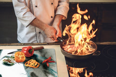 Worktop saver and Pastry Board – Cooktop saver; Series: Outside Series DD19 Woman 4