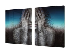 Worktop saver and Pastry Board – Cooktop saver; Series: Outside Series DD19 A woman in the branches of trees