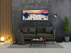 Modern Glass Picture – Available in 5 different sizes – Nature Series 01C: Junk boat cruise to Ha Long Bay