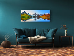 Impresión de arte gráfico sobre vidrio – Disponible en 5 tamaños diferentes – Serie Naturaleza 01B: Reflejo de montañas en el lago