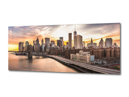 Hermosa imagen impresa en vidrio de calidad – Disponible en 5 tamaños diferentes – Serie Ciudades 04: Panorama del Puente de Brooklyn al atardecer