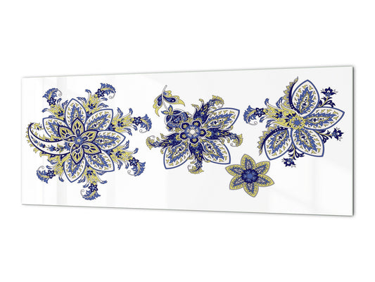 Wide-format tempered glass kitchen wall panel with metal backing - and without: Paisley set