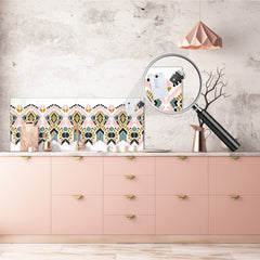 Glass backsplash w/ and w/o metal sheet backing with magnetic properties: Aztec design