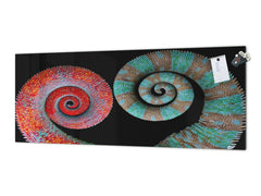 Glass kitchen panel with and w/o stainless steel back-coating: Chameleon tails