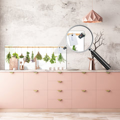 Tempered Glass magnetic and non magnetic splashback in wide-format: Fresh herbs hanging