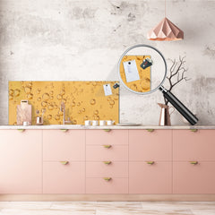 Glass backsplash w/ and w/o metal sheet backing with magnetic properties: Soda bubbles