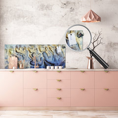 Tempered Glass magnetic and non magnetic splash-back in wide-format: The pillars of the earth