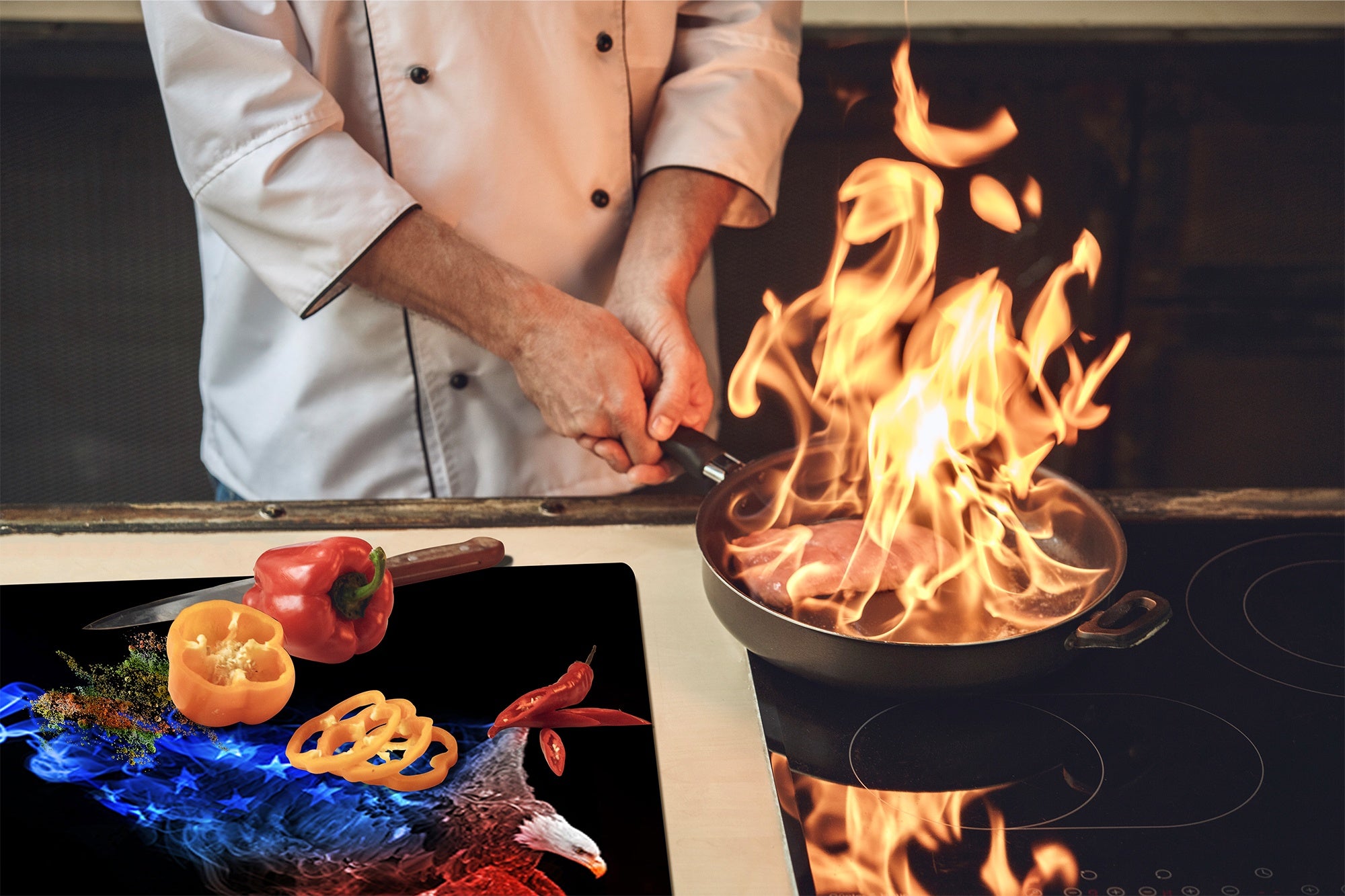 Induction Cooktop Cover Kitchen Board – Impact Resistant Glass Pastry Board; MEASURES: SINGLE: 60 x 52 cm (23,62” x 20,47”); DOUBLE: 30 x 52 cm (11,81” x 20,47”); D37 Animals Series : Colourful eagle