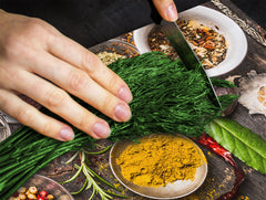 Induction Cooktop Cover –Shatter Resistant Glass Kitchen Board – Hob cover; MEASURES: SINGLE: 60 x 52 cm (23,62” x 20,47”); DOUBLE: 30 x 52 cm (11,81” x 20,47”); D38 Herbs and spices Series : Rustical spices