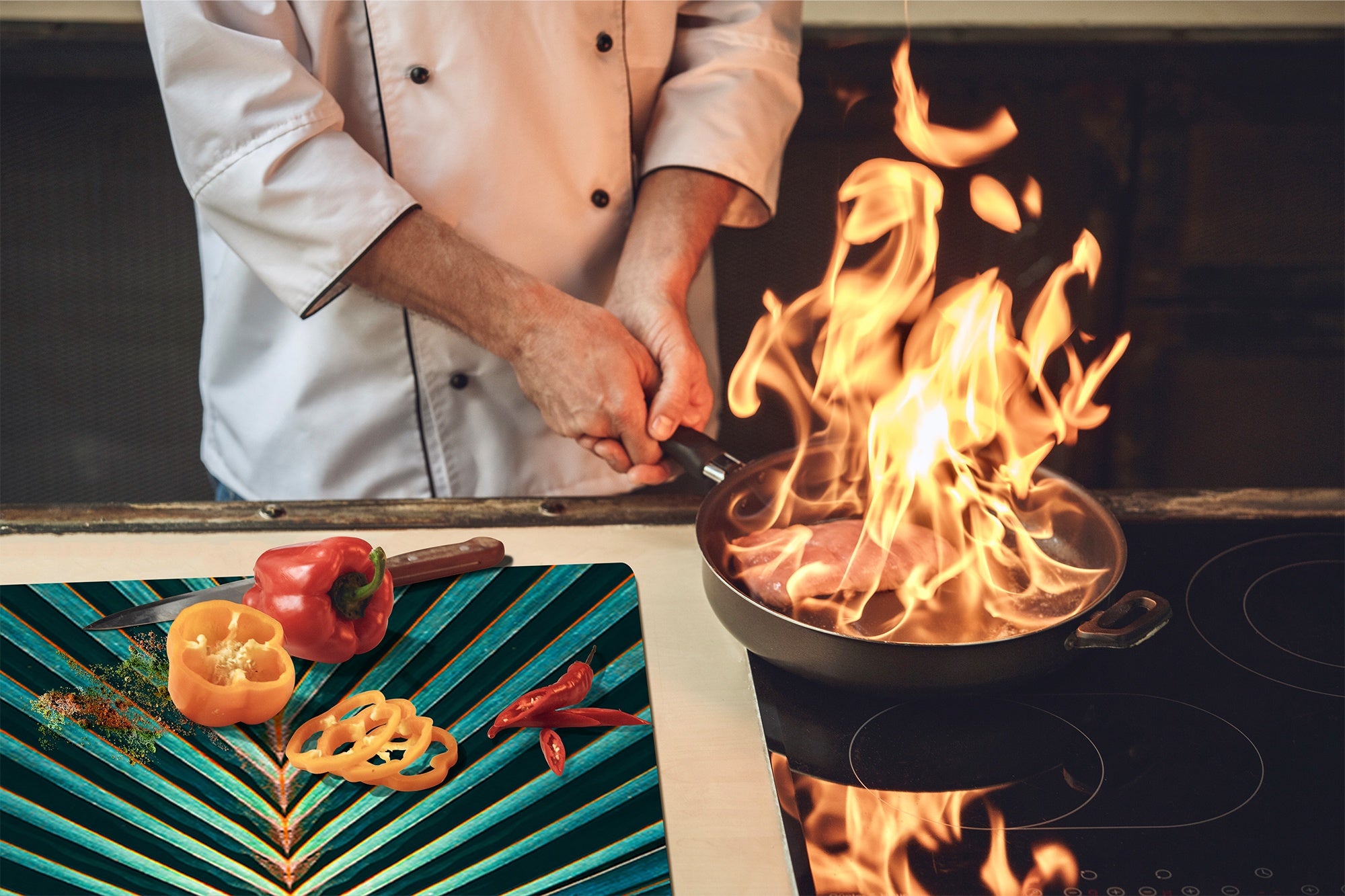 Tempered GLASS Cutting Board – Worktop saver and Pastry Board –- Glass Kitchen Board; MEASURES: SINGLE: 60 x 52 cm (23,62” x 20,47”); DOUBLE: 30 x 52 cm (11,81” x 20,47”); D34 Nature Series: Palm leaf