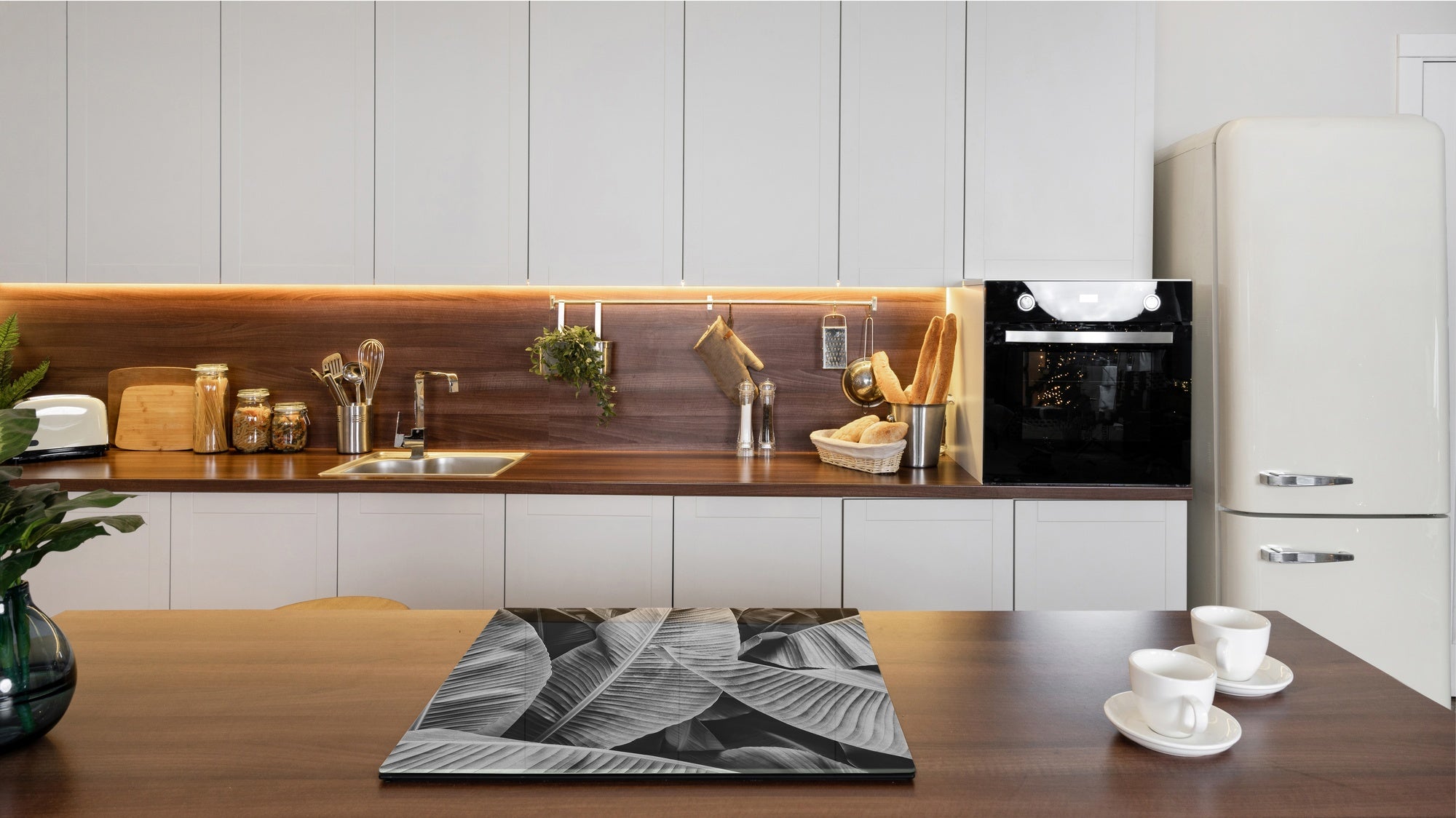 Tempered GLASS Cutting Board – Worktop saver and Pastry Board –- Glass Kitchen Board; MEASURES: SINGLE: 60 x 52 cm (23,62” x 20,47”); DOUBLE: 30 x 52 cm (11,81” x 20,47”); D34 Nature Series: Black and white banana leaves