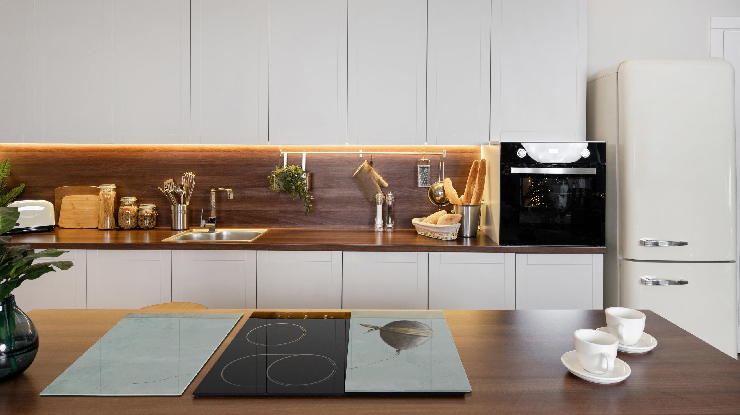 Versatile Tempered Glass Worktop Saver and Induction Cooktop Cover – Durable and Scratch-Resistant – MEASURES: SINGLE: 60 x 52 cm; DOUBLE: 2 x 30 x 52 cm; D41 Abstract Concepts Series 1 : Blind Balloon in the Sky