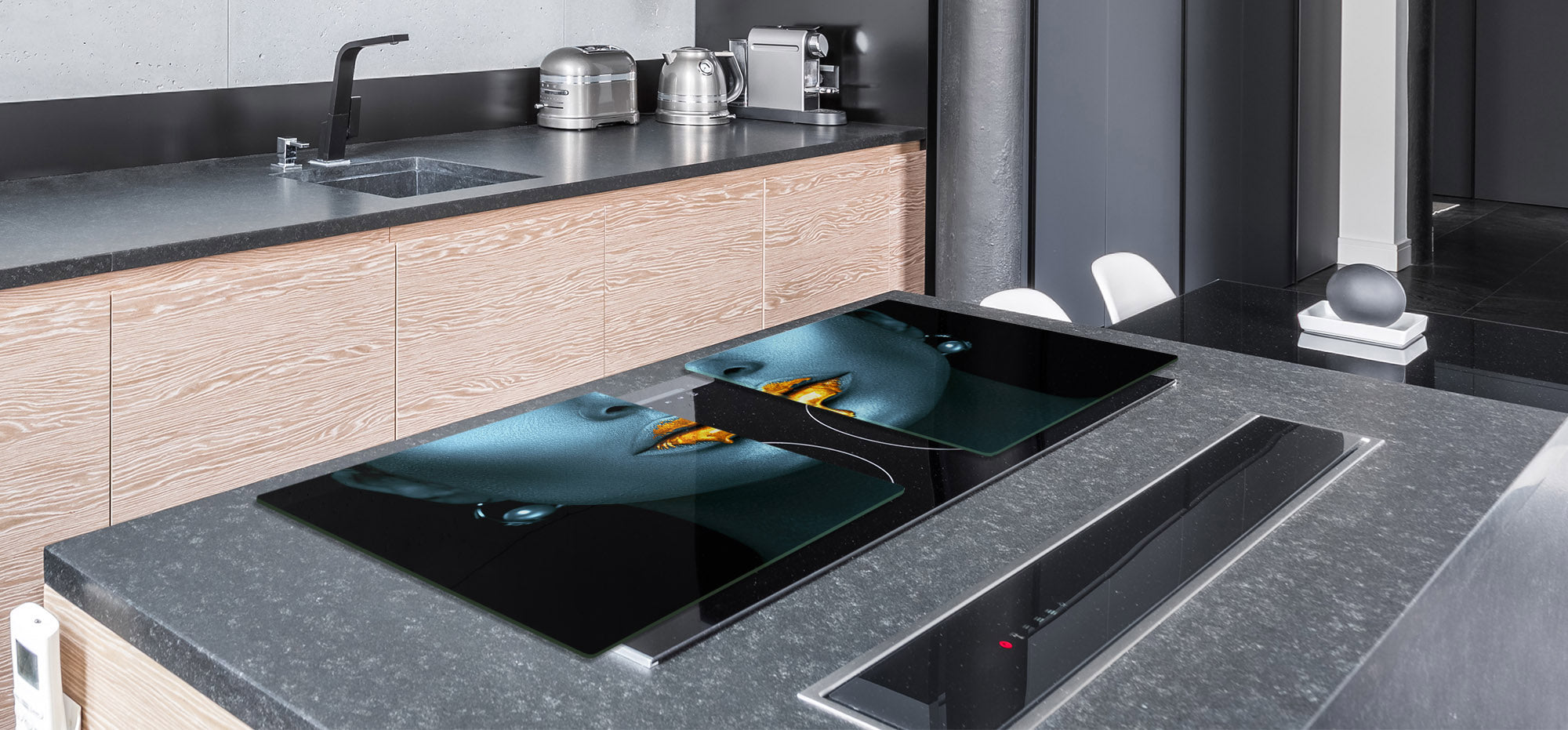 UNIQUE Tempered GLASS Kitchen Board – Impact & Scratch Resistant Cooktop cover – SINGLE: 80 x 52 cm; DOUBLE: 40 x 52 cm; DD45 Art Series : Golden lips 2