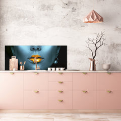 Contemporary glass kitchen panel - Wide format wall backsplash BBS30 w/wo magnetic properties : Art. Series : Golden lips 2