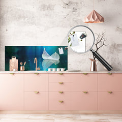 Design glass backsplash - Tempered Glass BBS29 splashback w/wo magnetic properties : Nature Series : Leaf on a mirror surface 2