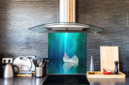 Stylish Tempered glass backsplash – Glass kitchen splashback – Glass upstand NBS14: Nature Series : Leaf on a mirror surface 2