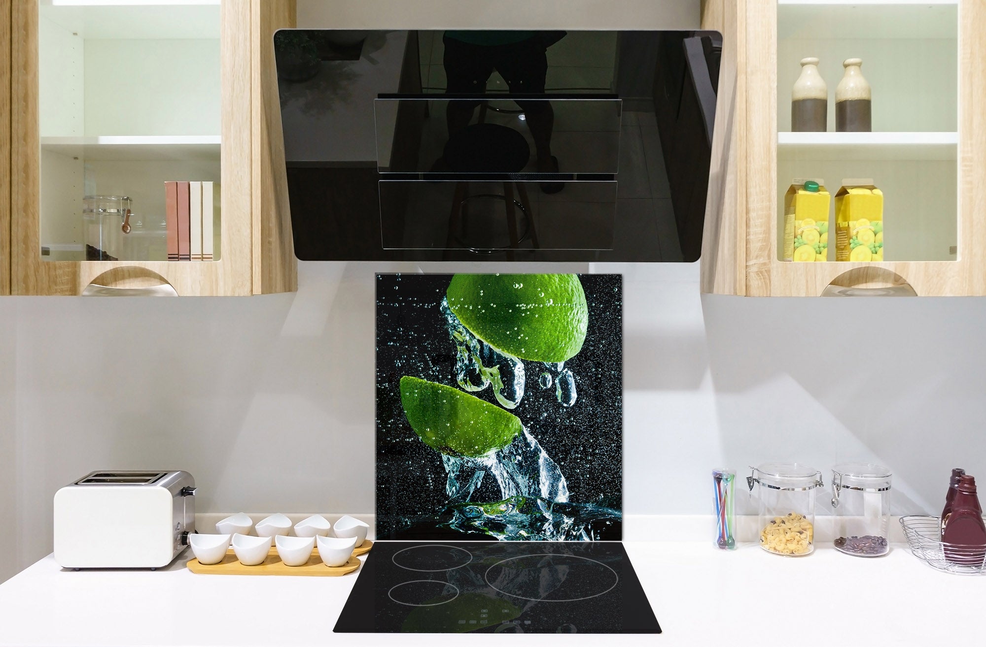 Glass kitchen splashback – Glass upstand BS09 Water splash Series: Lime In Water 1