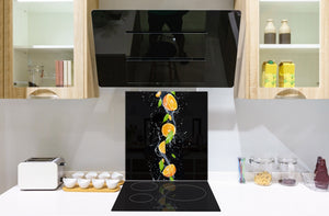 Glass kitchen splashback – Glass upstand BS09 Water splash Series: Orange In Water 3