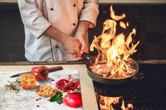 Arbeitsplattenschoner und Nudelbrett 60D02: Granate