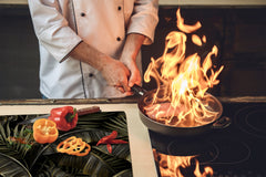 Induction Cooktop Cover Kitchen Board – Impact Resistant Glass Pastry Board – Heat resistant; MEASURES: SINGLE: 60 x 52 cm (23,62” x 20,47”); DOUBLE: 30 x 52 cm (11,81” x 20,47”); D31 Tropical Leaves Series: Exotic pattern 1