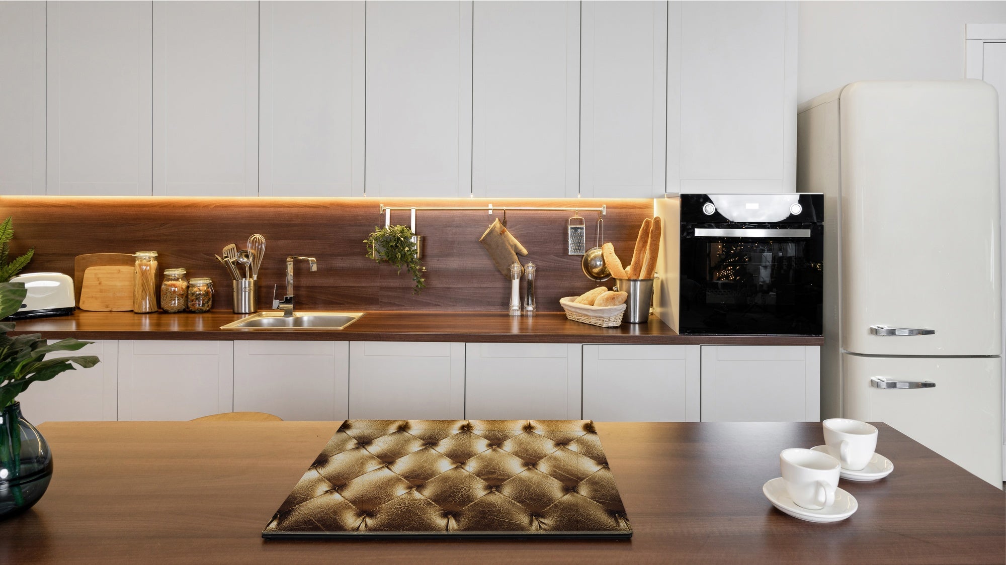 TEMPERED GLASS CHOPPING BOARD – Glass Cutting Board and Worktop Saver – Worktop protector; MEASURES: SINGLE: 60 x 52 cm (23,62” x 20,47”); DOUBLE: 30 x 52 cm (11,81” x 20,47”); D30 Decorative Surfaces Series: Golden leather upholstery 2