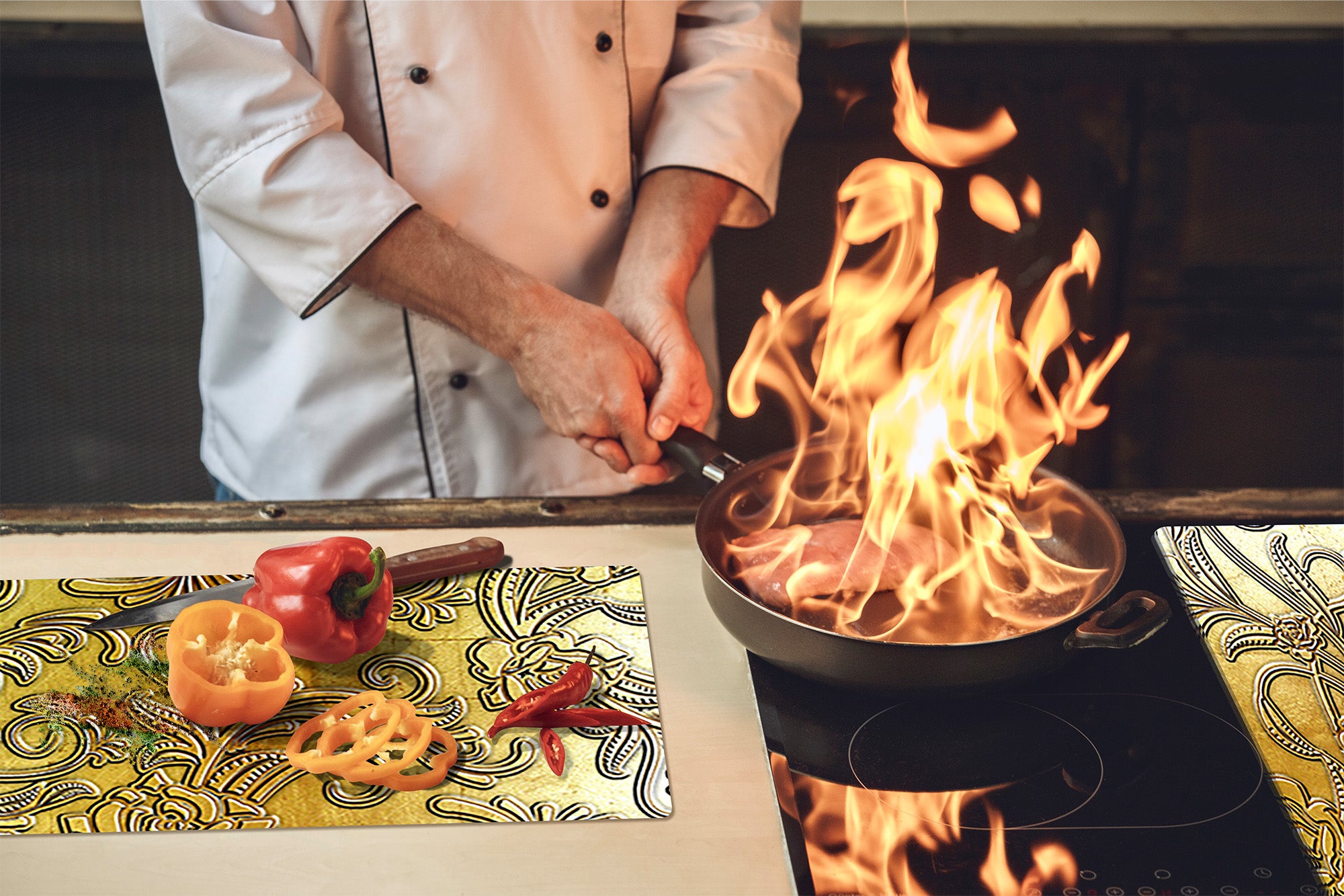 TEMPERED GLASS CHOPPING BOARD – Glass Cutting Board and Worktop Saver – Worktop protector; MEASURES: SINGLE: 60 x 52 cm (23,62” x 20,47”); DOUBLE: 30 x 52 cm (11,81” x 20,47”); D30 Decorative Surfaces Series: Metal flowers