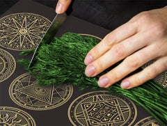 Glass Cutting Board 60D15: Egyptian symbols