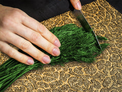 TEMPERED GLASS CHOPPING BOARD – Glass Cutting Board and Worktop Saver – Worktop protector; MEASURES: SINGLE: 60 x 52 cm (23,62” x 20,47”); DOUBLE: 30 x 52 cm (11,81” x 20,47”); D30 Decorative Surfaces Series: Luxury golden pattern