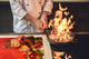 GÉANT Planche à découper et protège-plain de travail; Une série d'épices DD30 Série de Noël Arbre de noel en rouge
