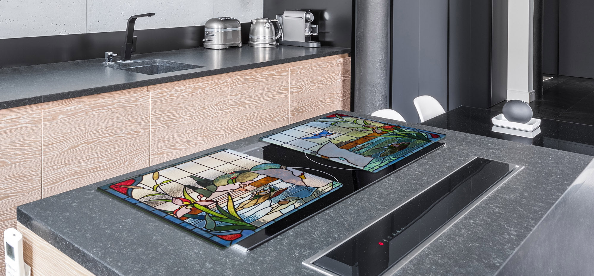 Worktop saver and Pastry Board – Cooktop saver; Series: Outside Series DD19 Colorful stained glass