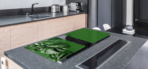 BIG KITCHEN BOARD & Induction Cooktop Cover – Glass Pastry Board – SINGLE: 80 x 52 cm (31,5” x 20,47”); DOUBLE: 40 x 52 cm (15,75” x 20,47”); DD41 Tropical Leaves Series: Green monstera deliciosa