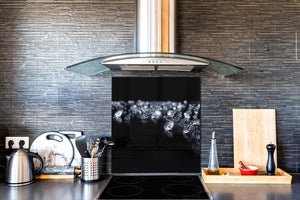 Aufkantung aus Hartglas – Glasrückwand – Rückwand für Küche und Bad BS18 Serie Eiswürfel:  Diamonds Black Background 1