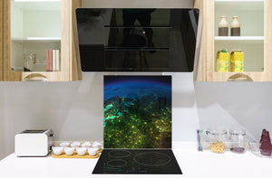 Glasrückwand mit atemberaubendem Aufdruck – Küchenwandpaneele aus gehärtetem Glas BS25 Serie Städte:  Earth From Space 1