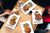 Vier Küchen-Schneidbretter – 20 x 30 cm (8 x 12 Zoll) Glas-Hackbretter; MD08 Full of Color Series: Aztec chocolate