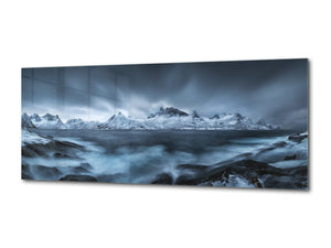 Glass Picture Wall Art  – Available in 5 different sizes – Nature Series 01D: Giant Mountains in Norway