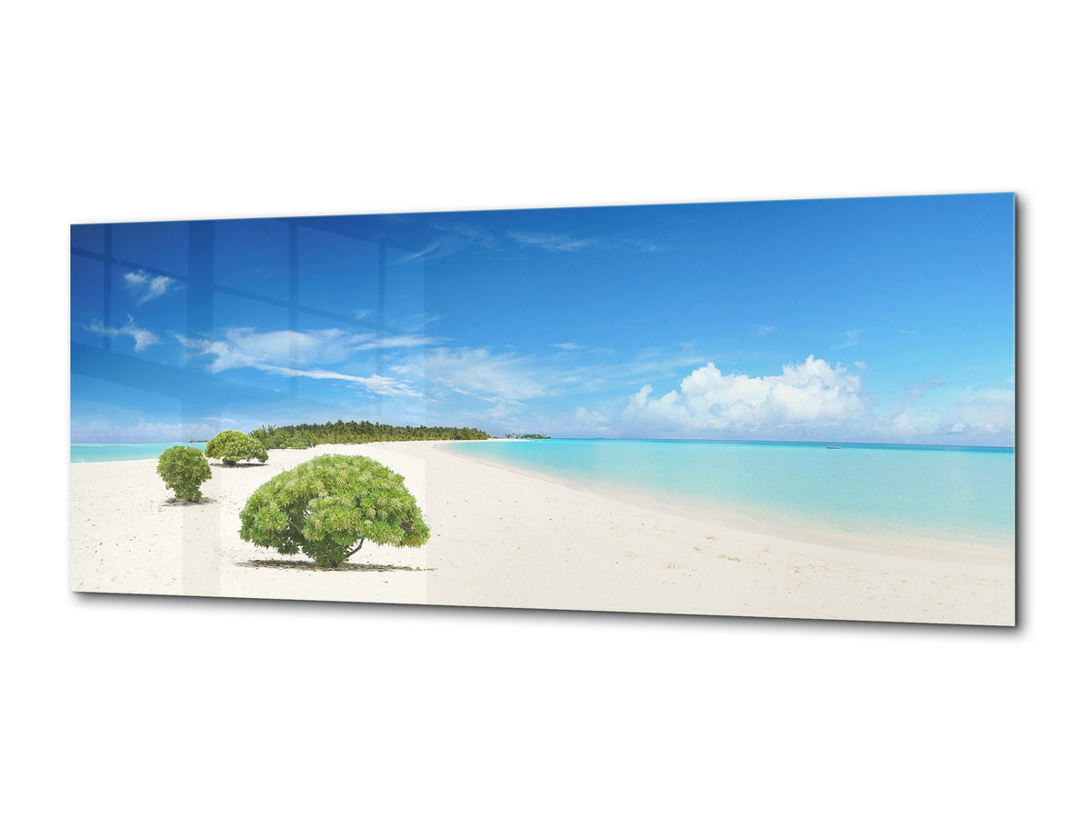 Glass Picture Toughened Wall Art – Glass Picture Wall Art – Available in 5 different sizes – Nature Series 01D: Green trees against blue sky
