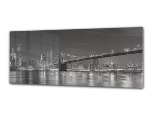 Modernes Glasbild 125 x 50 cm –  Stadt durch Nacht 1