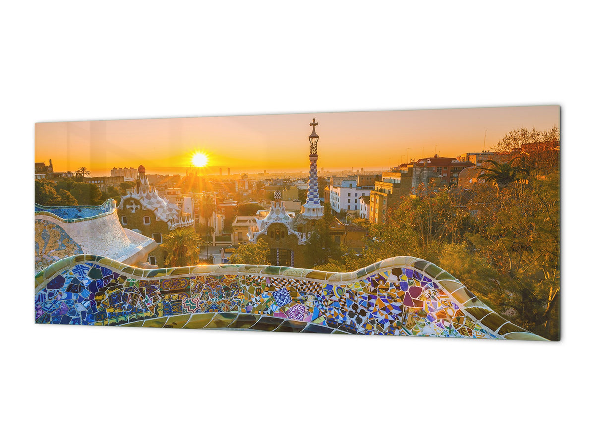 Glass kitchen panel with and w/o stainless steel back-coating: Barcelona from the Gaudi park