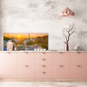 Glass kitchen panel with and w/o stainless steel back-coating: Barcelona from the Gaudi park