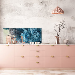 Glass kitchen panel with and w/o stainless steel back-coating: Paint in the water