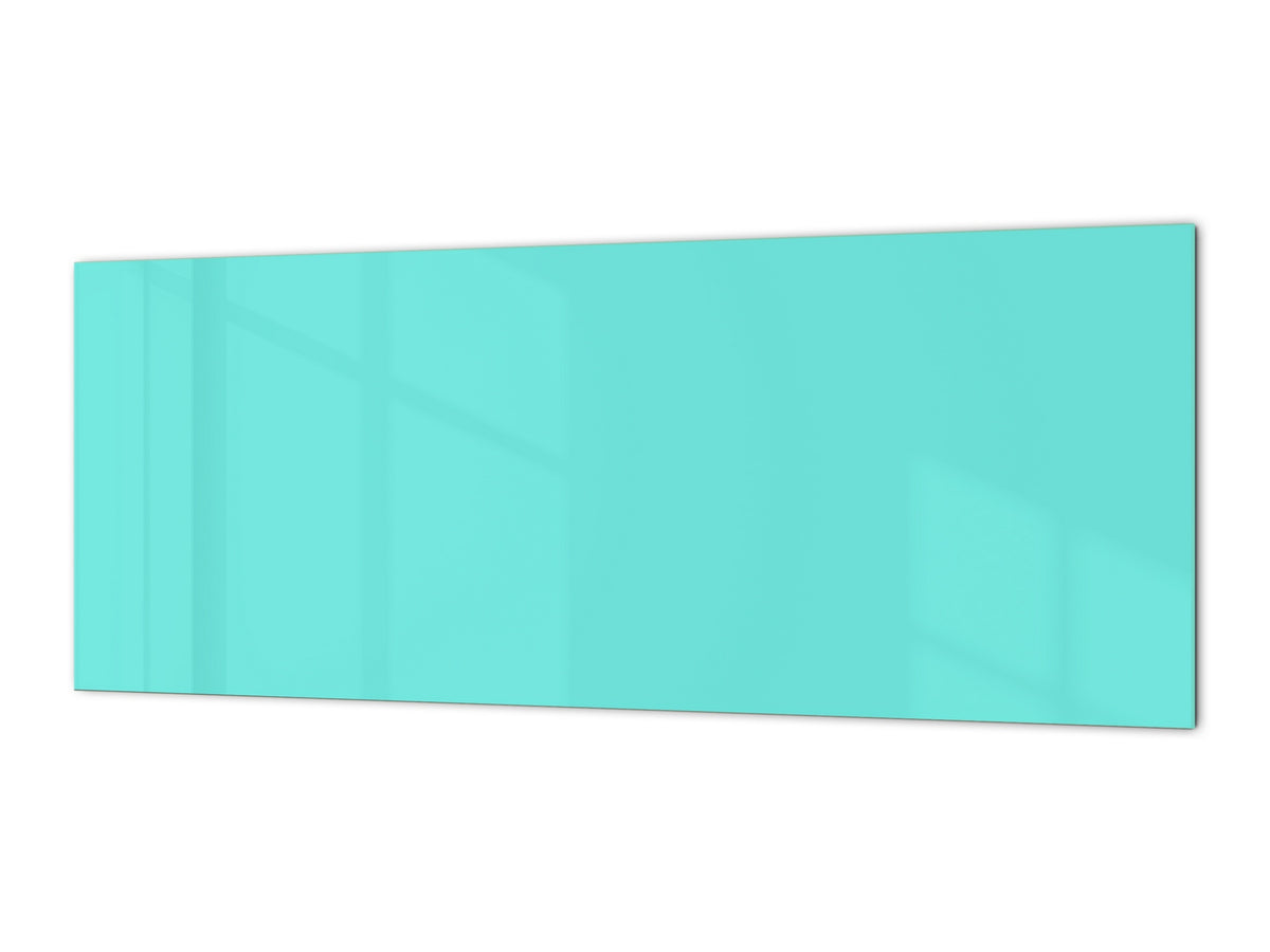 Glass backsplash w/ and w/o metal sheet backing with magnetic properties: Mint