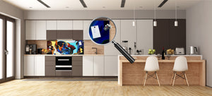 Wide-format glass kitchen panel with and w/o stainless steel metal back-coating: Stained human profiles