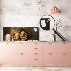 Panel de pared de gran formato con respaldo de chapa metálica magnética y no magnética: Lindo bebé con traje de abeja 